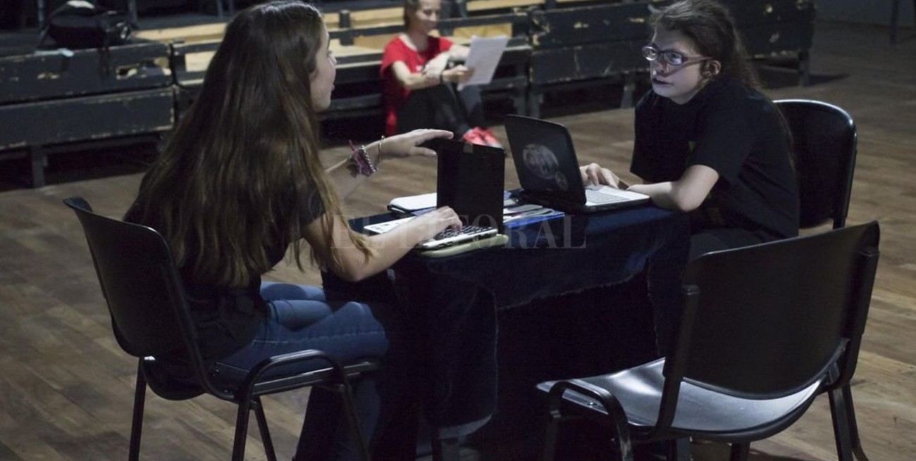 El Taller de Teatro para adolescentes presenta "Caso 365"