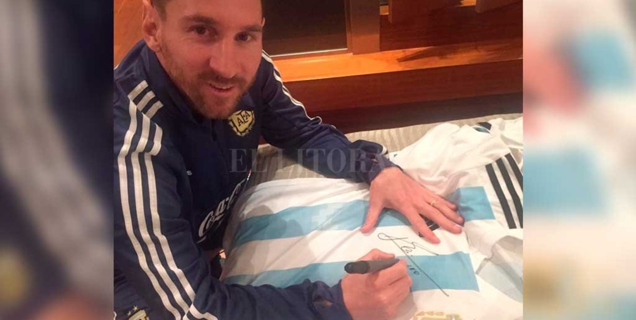 La camiseta autografiada de Messi ya tiene dueño