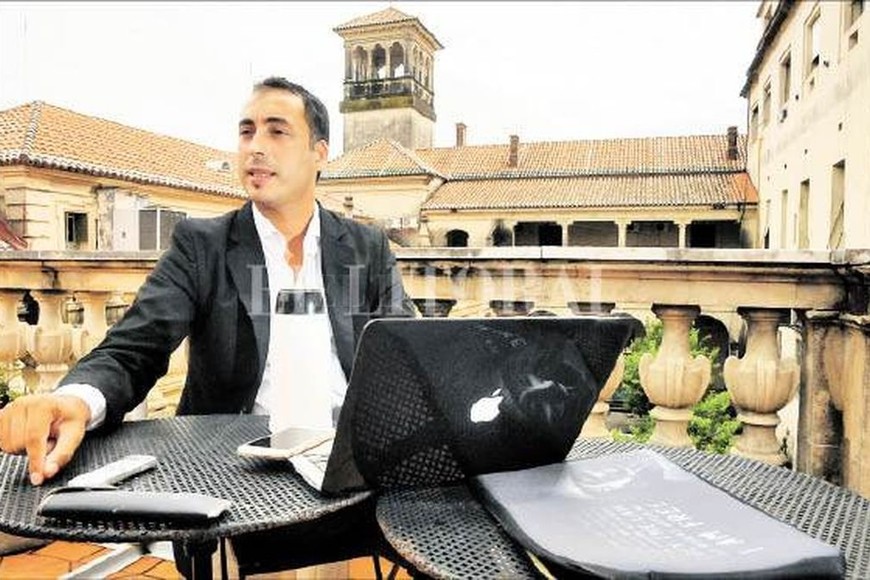 ELLITORAL_173726 |  Flavio Raina El secreto de un gran estafador está en que la víctima no note que está siendo estafada , advierte Temperini.