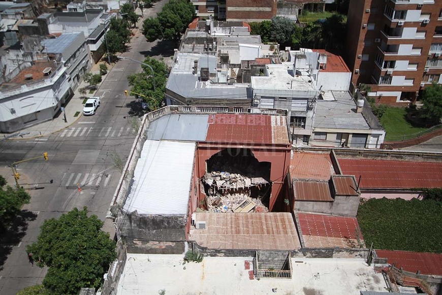 ELLITORAL_199256 |  Pablo Aguirre. La pared cayó un domingo a la tarde, cuando no había personal trabajando en el archivo.