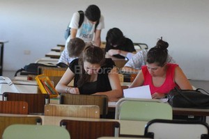 Archivo El Litoral La propuesta intentará evitar el desgranamiento del nivel superior.