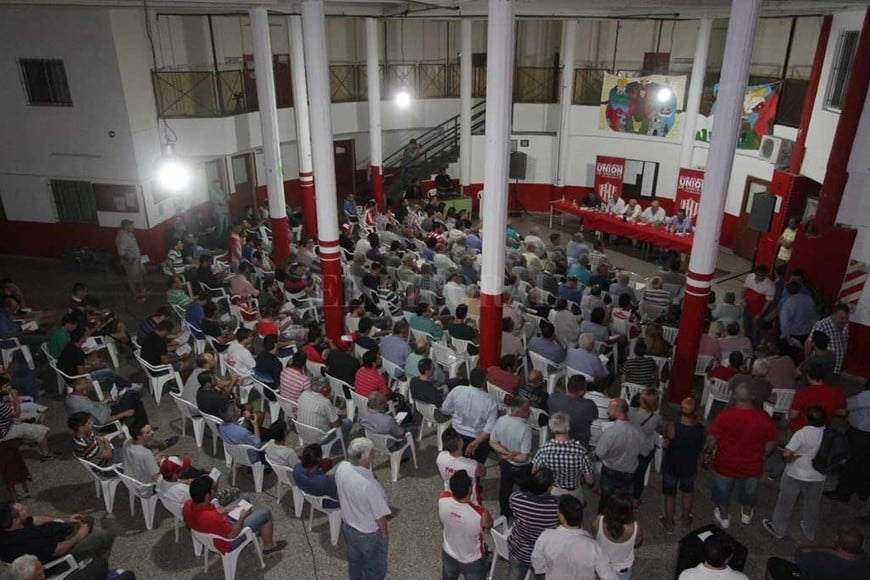 ELLITORAL_257874 |  Archivo El Litoral Este domingo debería llamarse a una Asamblea Extraordinaria en Unión