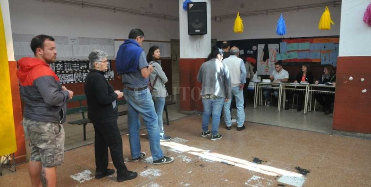 Se desarrollan con normalidad las elecciones en la provincia de Santa Fe