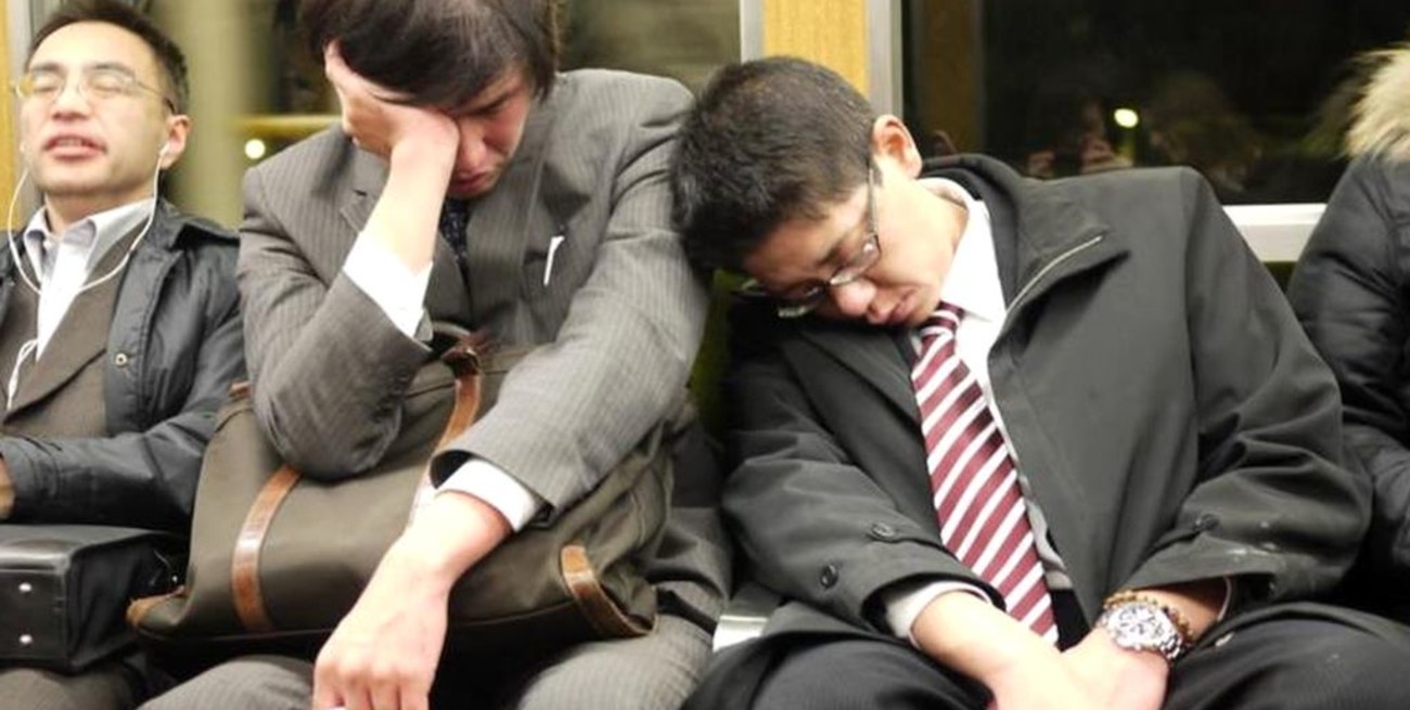 Japón entendió que "no trabajar un lunes es una cuestión de salud" y exige que los empleados se tomen el día
