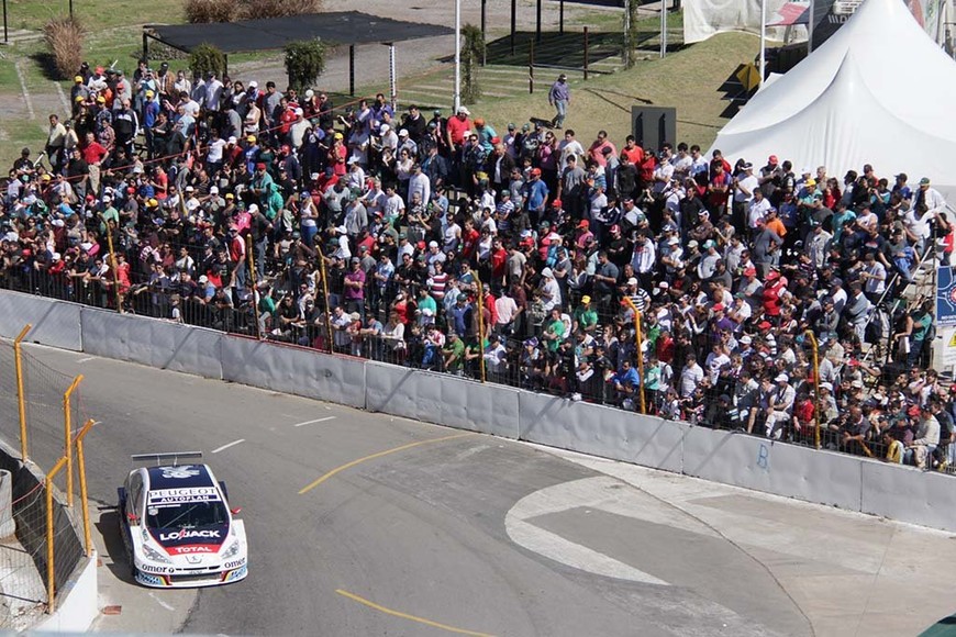 ELLITORAL_221107 | Pablo Aguirre. El puerto, el nuevo gran protagonista del callejero local.