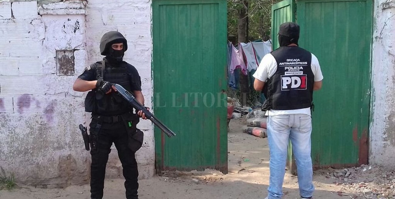 Dos detenidos en Villa Hipódromo