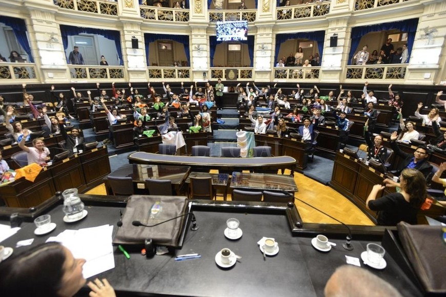 ELLITORAL_229525 |  Gentileza Inadi