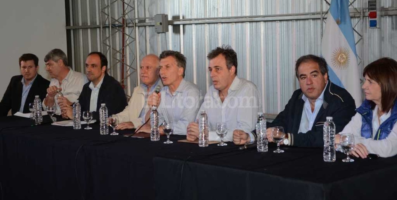 Macri comprometió asistencia ante la "catástrofe ambiental"