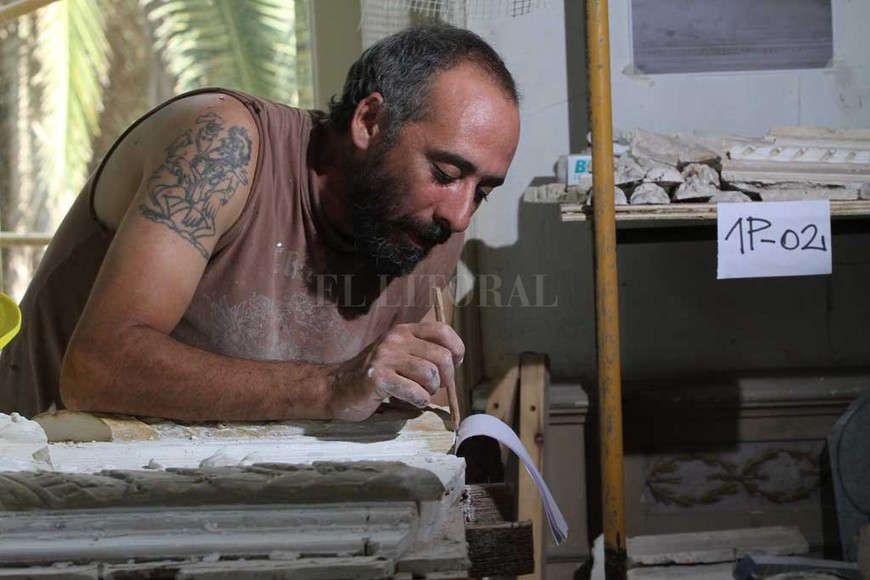 ELLITORAL_203345 |  Mauricio Garín Arduca.  Tenemos una tendencia paternal, cariñosa con lo original y con todas las piezas, con esto de no lastimar nada .