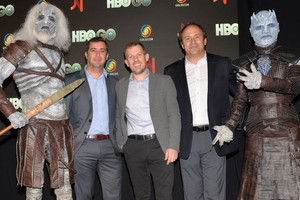 Prensa Naranja Julián Rodríguez, Colsecor - Juan Pablo Mon, Naranja - Gonzalo Sternberg, HBO - junto a los personajes de Game of Thrones.