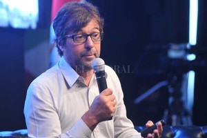 Flavio Raina Hugo Pardo Kuklinski es experto en comunicación