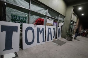 ELLITORAL_221850 |  Pablo Aguirre Toma de la FADU