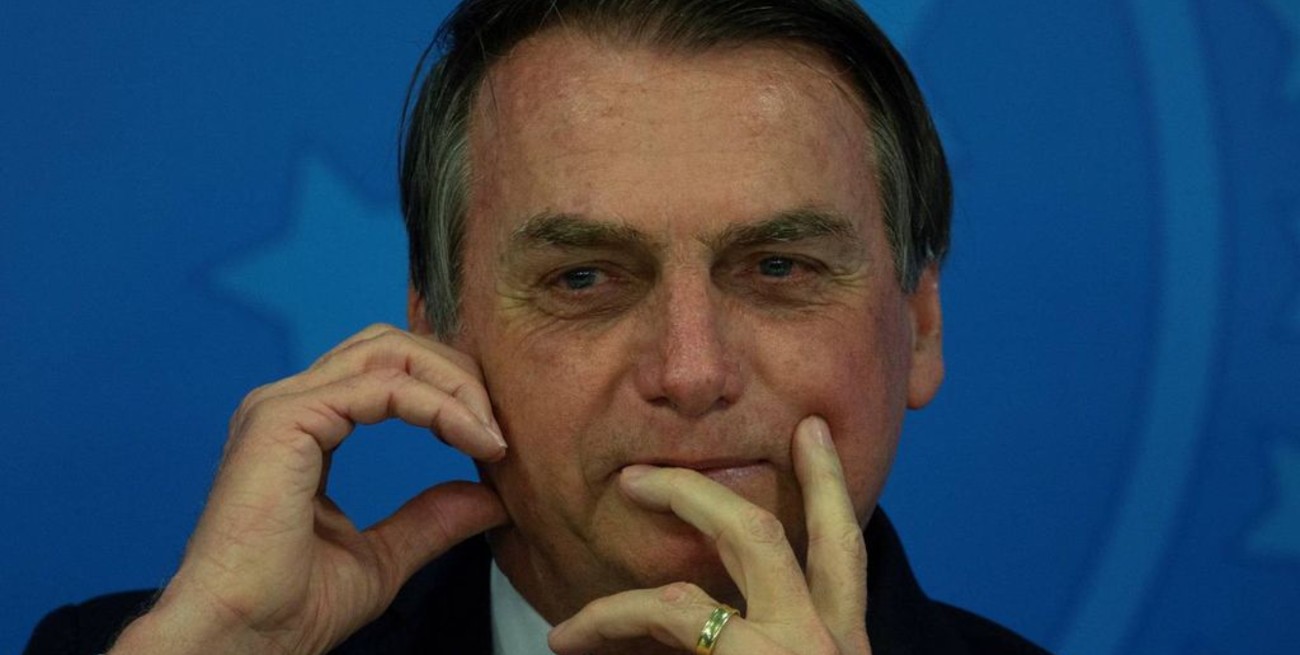 Hackearon celulares a Bolsonaro, jueces de la Corte y el fiscal general de Brasil