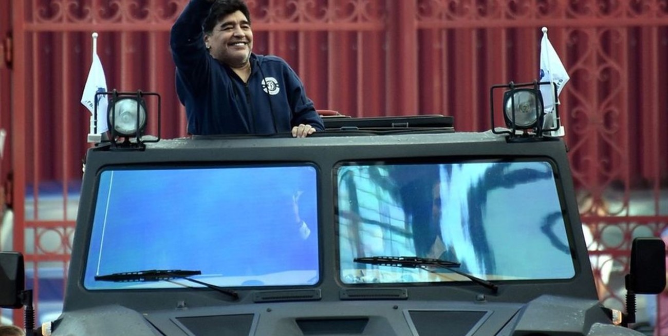 Maradona dejaría Bielorrusia para ira dirigir a Sinaloa