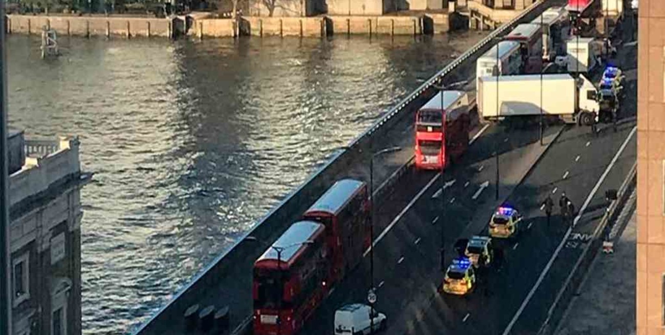 Un detenido y varios heridos en un grave incidente en el Puente de Londres