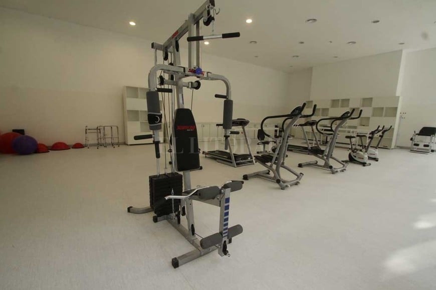 ELLITORAL_203157 |  Guillermo Di Salvatore Kinesiología. Equipada con aparatos modernos, está destinada a prevenir complicaciones o permitir que la gente tenga una calidad de vida diferente, a través de la recuperación de distintas complicaciones motrices.