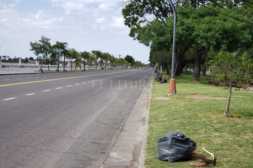ELLITORAL_277442 |  El Litoral bolsas y más bolsas llenas de basura