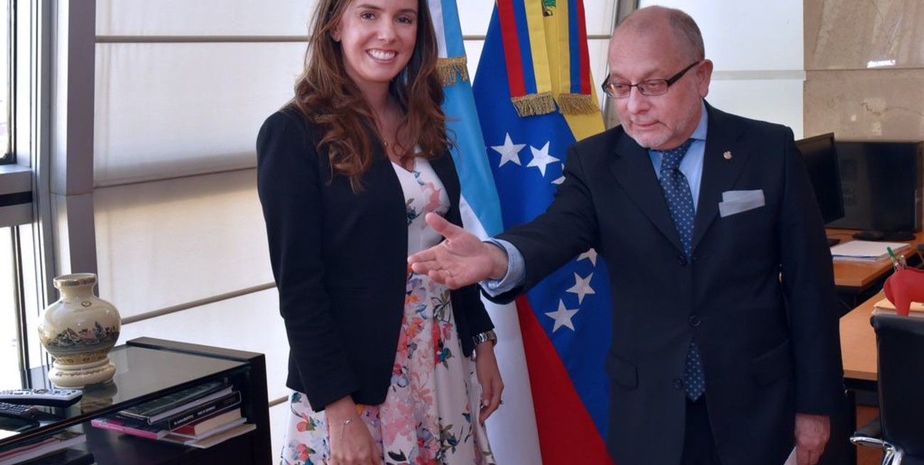 Argentina reconoció como embajadora de Venezuela a la funcionaria designada por Guaidó