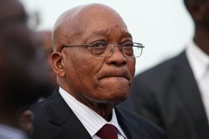 ELLITORAL_202860 |  Internet South Africa's President Jacob Zuma visits a the family of the late freedom fighter Riot Mkhwanazi in Kwadlangezwa, South Africa, December 6, 2016. REUTERS/Rogan Ward