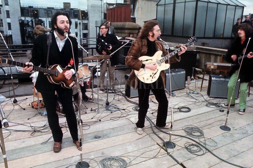 ELLITORAL_236614 |  Archivo Telam Fueron 42 minutos que constituyen un hito musical: el recital en la terraza de Apple Music fue el último brindado por The Beatles.