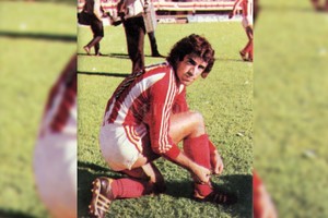 Archivo Siempre ídolo. El Turco Alí, goleador histórico de Unión, fue el héroe de la noche del 27 de septiembre de 1978, al marcarle 3 de los 5 goles con los que Unión goleó a River.