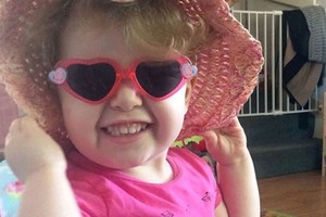 Facebook Ofelia es más inteligente que Hawking y Einstein.