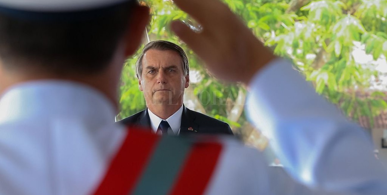 Bolsonaro ya tiene listo el decreto que permite la tenencia de armas