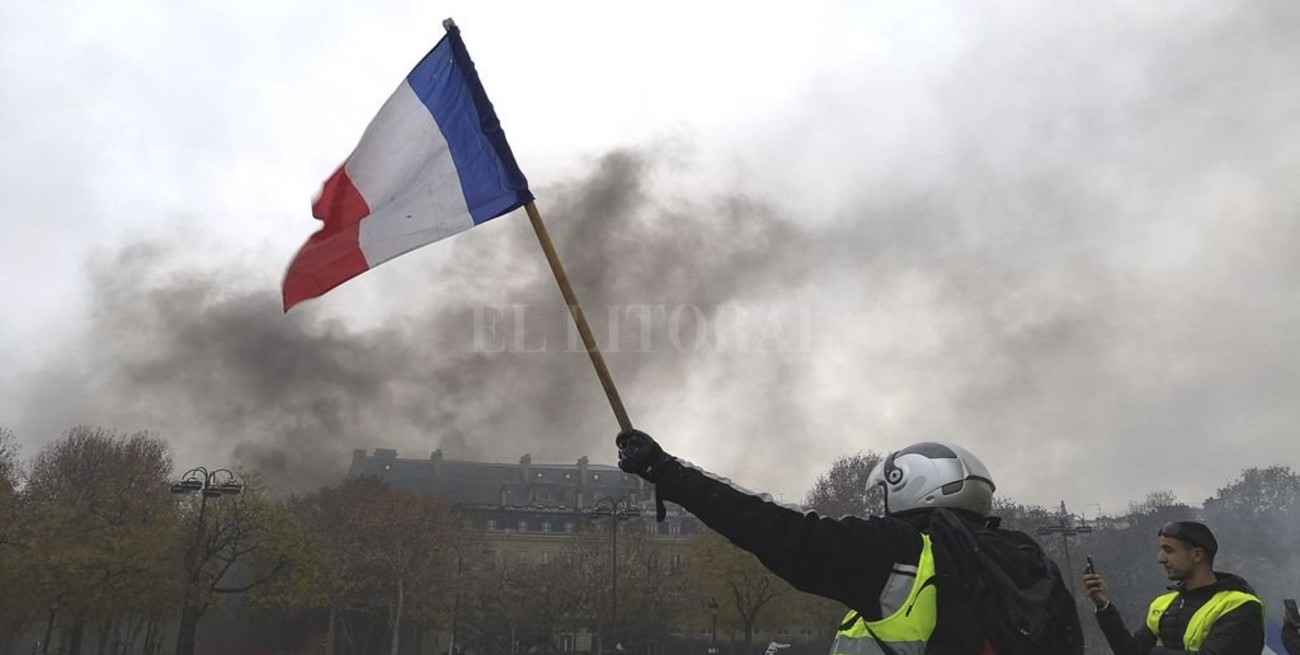 Los "chalecos amarillos" cancelaron su reunión con el primer ministro francés