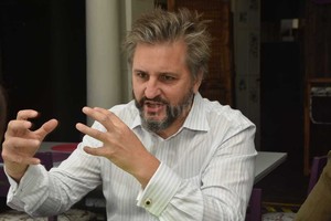 Flavio Raina Dixit. En nuestra red vemos que hay una especie de magia en las ciudades medianas. En las grandes es muy difícil el proceso, hay mucha burocracia e inercia en los procesos; en las ciudades pequeñas, no hay capacidad , explicó Michael Berkowitz.