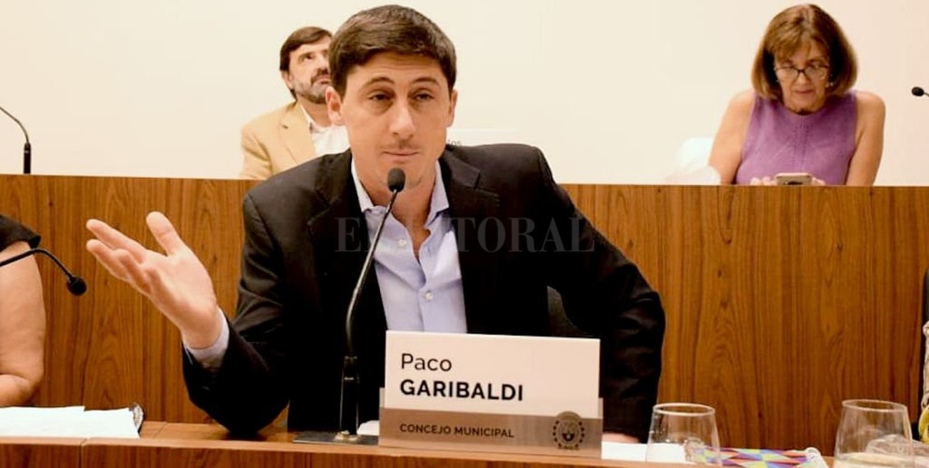 Paco Garibaldi: "El gobierno provincial está abandonando a nuestro aeropuerto"