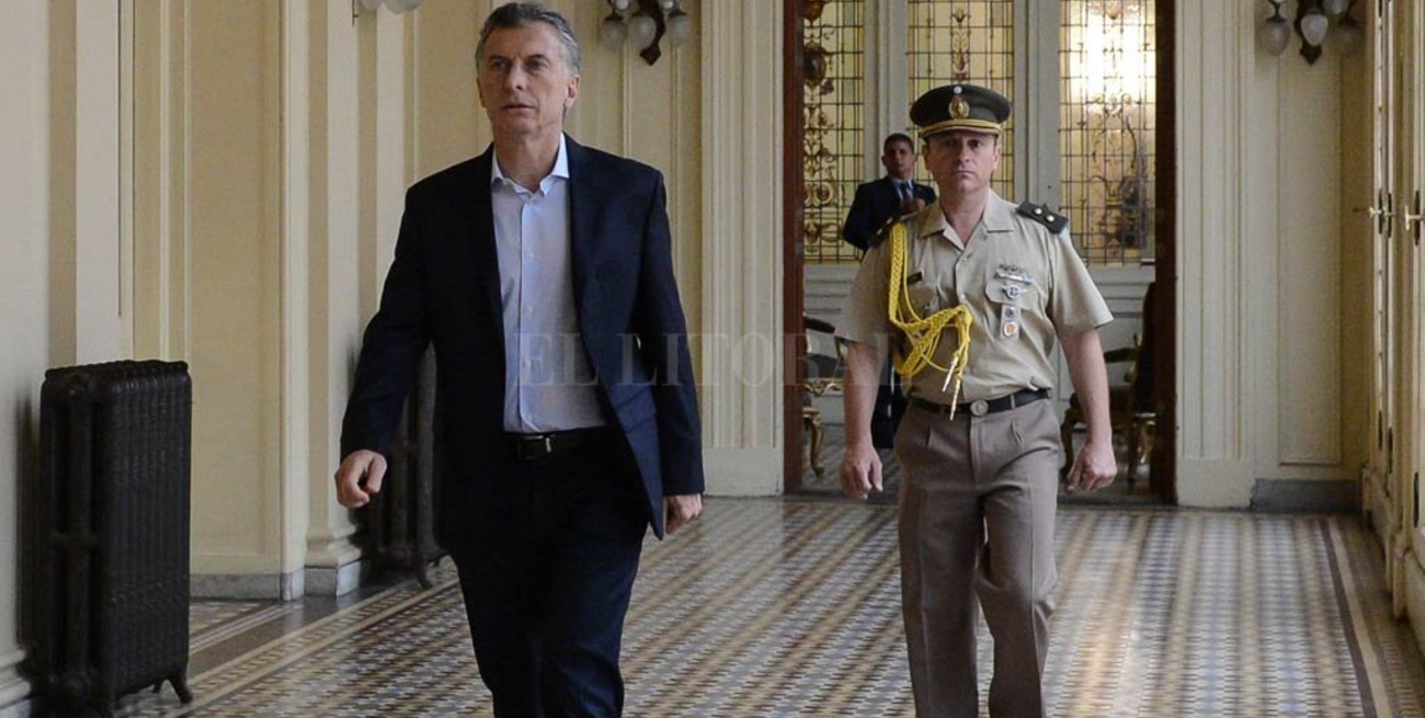 Macri viaja a Mendoza para inaugurar obras de pavimento