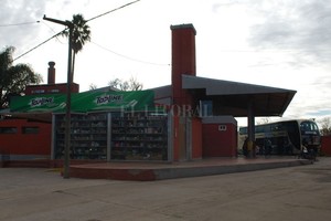 El Litoral Jóvenes exigen la reincorporación de los colectivos y la senadora Cristina Berra ya presentó un pedido en la Legislatura para que se reactive el servicio.