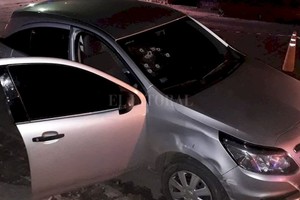ELLITORAL_257951 |  El Litoral Los impactos en el vehículo donde estaba Leuchuk dan una clara idea de la criminal acción.