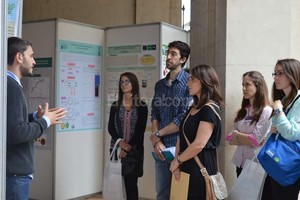 Gentileza UNL Los jóvenes investigadores exponen en pósters explicativos sus proyectos.
