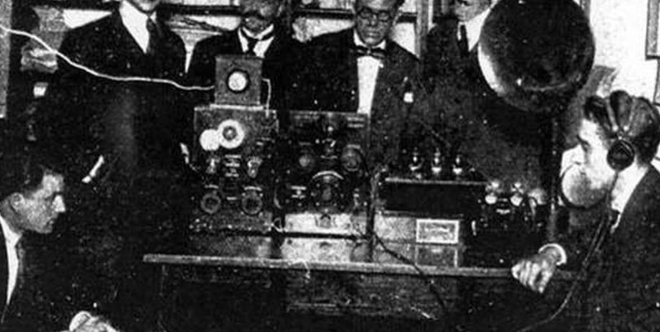 Hace 99 años cuatro argentinos realizaban la primer transmisión