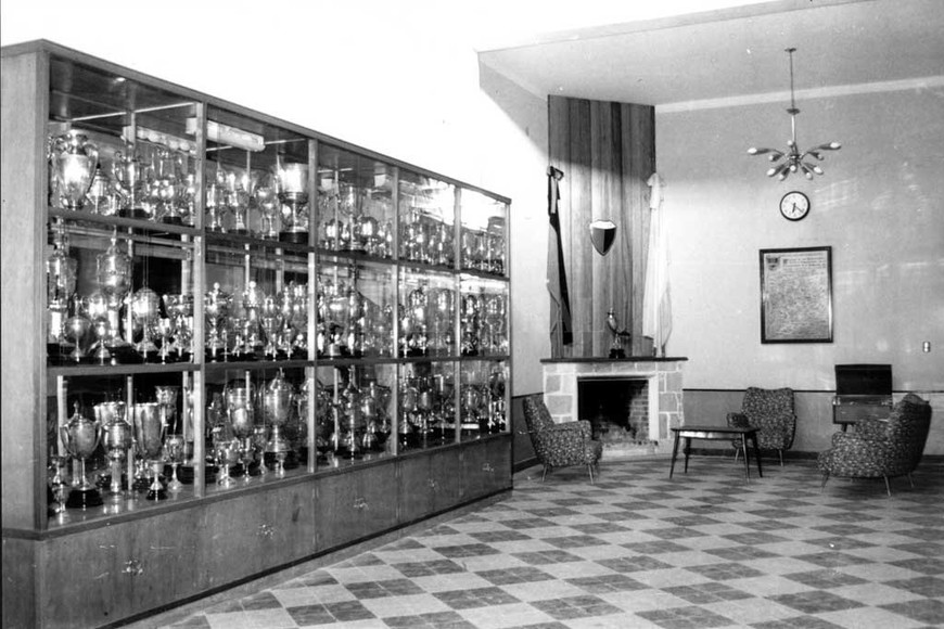 ELLITORAL_219255 |  Archivo El Litoral La vieja sede de Colón sobre calle San Jerónimo al 2000