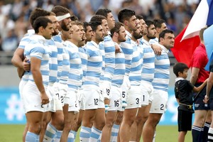 ELLITORAL_264937 |  Christophe Ena Argentina line up for their national anthem ahead of the Rugby World Cup Pool C game at Tokyo Stadium between France and Argentina in Tokyo, Japan, Saturday, Sept. 21, 2019. (AP Photo/Christophe Ena)