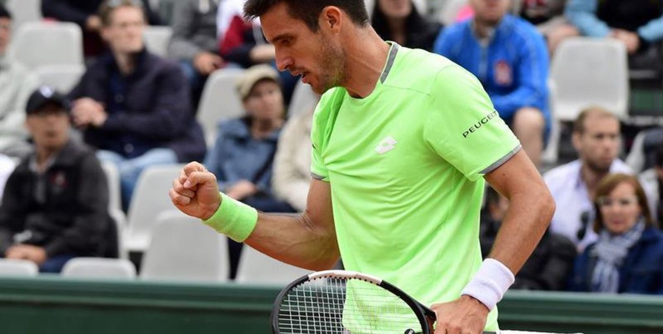 Tras cuatro años, Leo Mayer volvió a ganar en Roland Garros