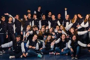 Archivo El Litoral El Coro de UCSF, que compartirá escenario con el Coral Sacro y el Coro de niños de la universidad y la Schola Cantorum de Paraná.