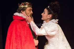 Gentileza Pablo Cánepa Guillermo Frick y Florencia Minen en  Rey Lear , dirigida por José María Gatto.
