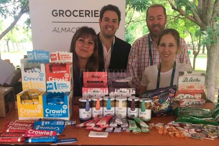 ELLITORAL_234007 |  Gentileza LA PROVINCIA DE SANTA FE contó con tres pymes: Marengo (Rafaela), Crowie (Rosario) y Mielaq (Llambi Campbell), quienes expusieron sus productos en la feria que se montó en Parque Norte.