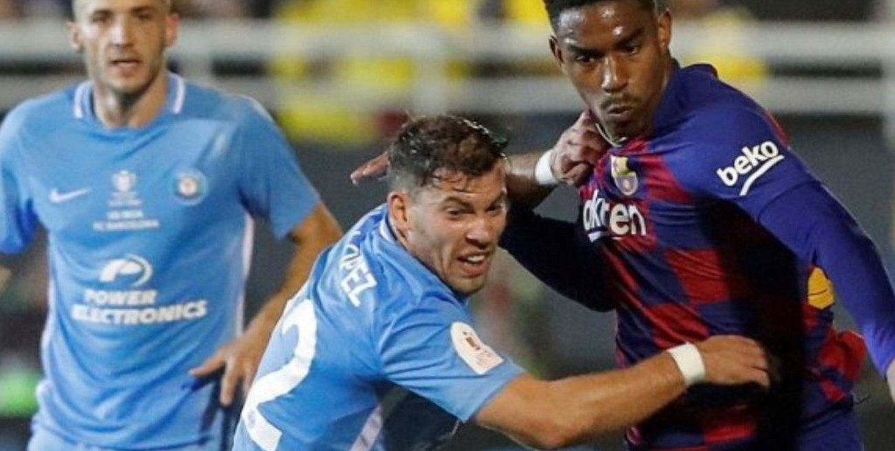 Barcelona ofrecerá al lateral Júnior en la negociación por Lautaro Martinez