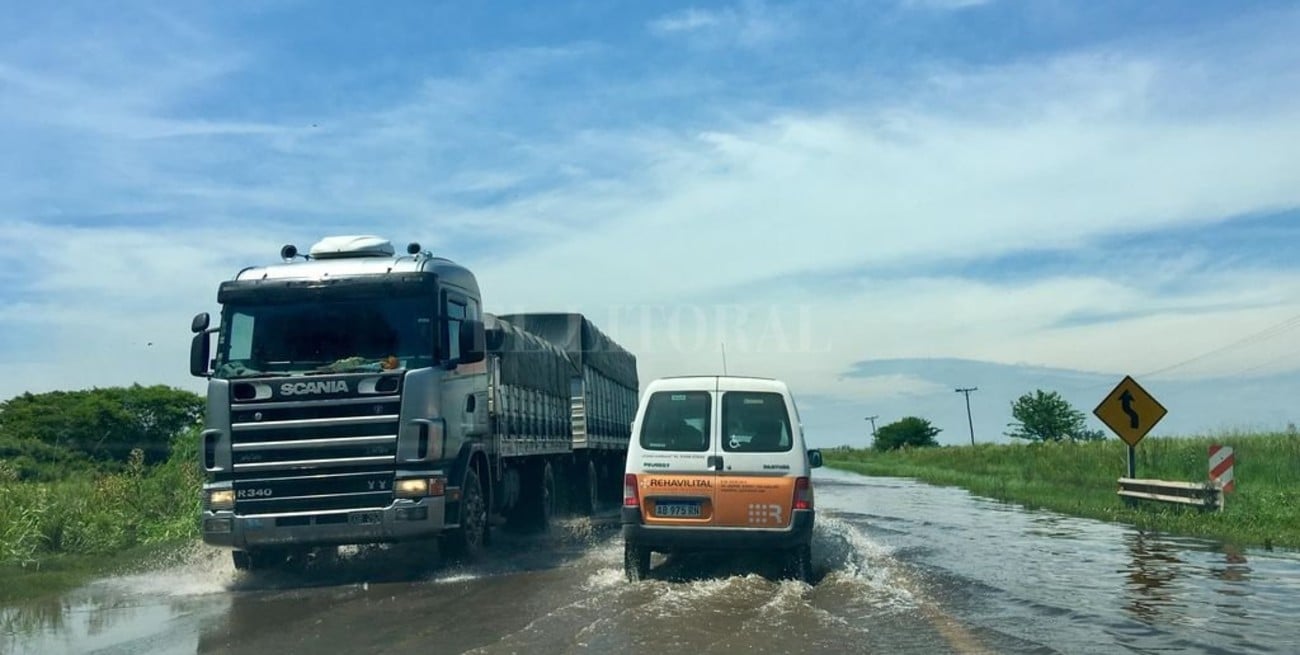 Interrumpen la circulación en un tramo de la Ruta Nacional N° 11