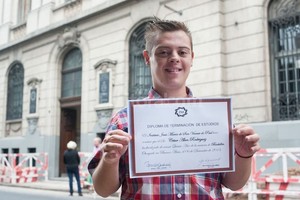 Change.org Alan Rodríguez terminó el secundario y desde 2013 su familia reclama que se le otorgue un título que lo habilite a seguir estudiando