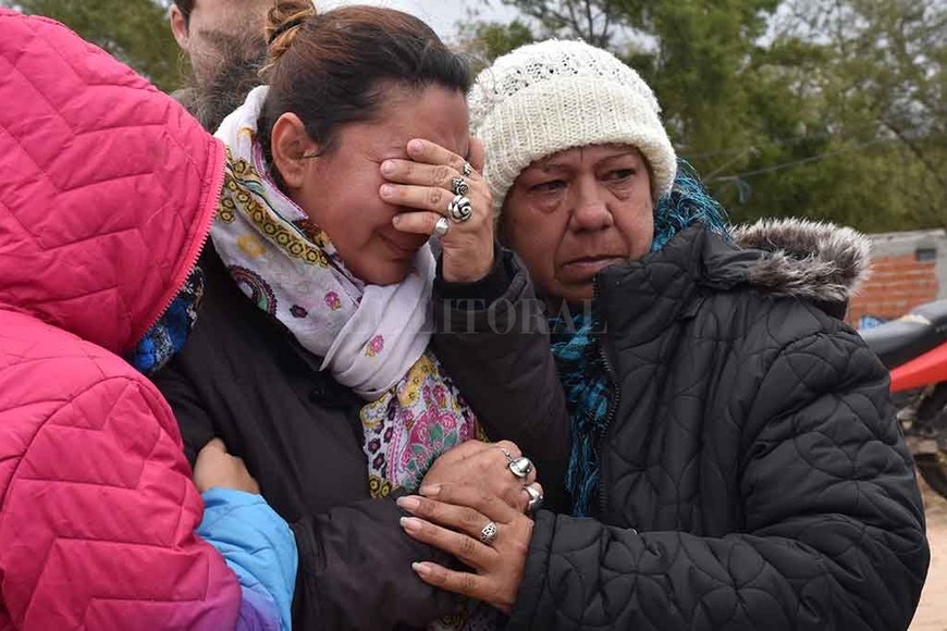 ELLITORAL_247978 | Flavio Raina. En la jornada se observaron escenas de profundo dolor entre familiares de la víctima.