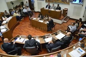 ELLITORAL_208491 |  Gentileza Prensa Presidencia El Concejo convocó al Defensor del Pueblo para dialogar sobre los aumentos tarifarios. Hoy, reunión con Geese tras un intenso debate sobre ese tema ayer en el recinto.