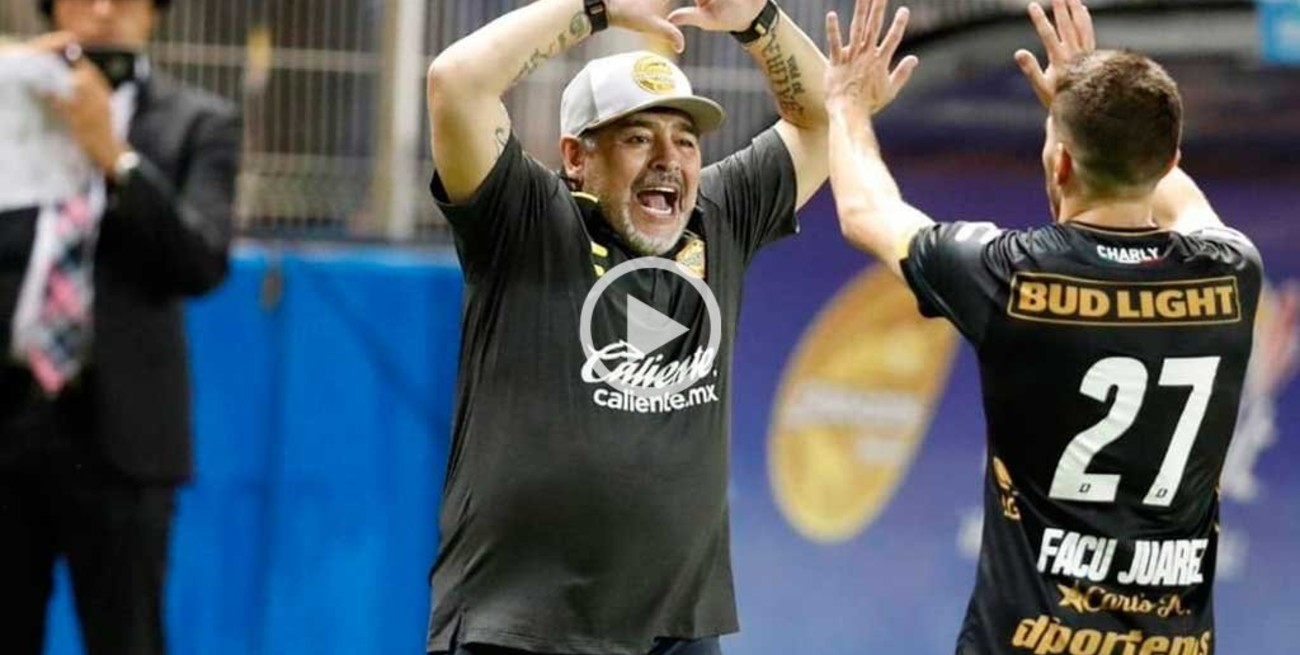 Maradona debutó ganando en el fútbol de México