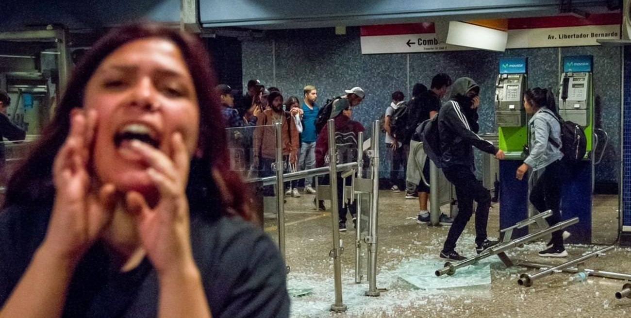Crece la rebelión de los estudiantes chilenos contra el aumento del boleto del subte