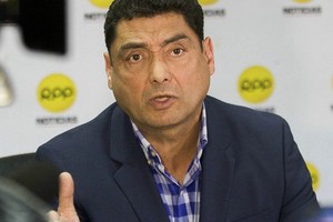 ELLITORAL_225505 |  Internet Jorge Villacorta (Peruanos por el Kambio).