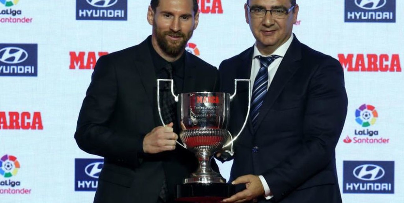 Messi recibió los trofeos al mejor jugador y goleador de España